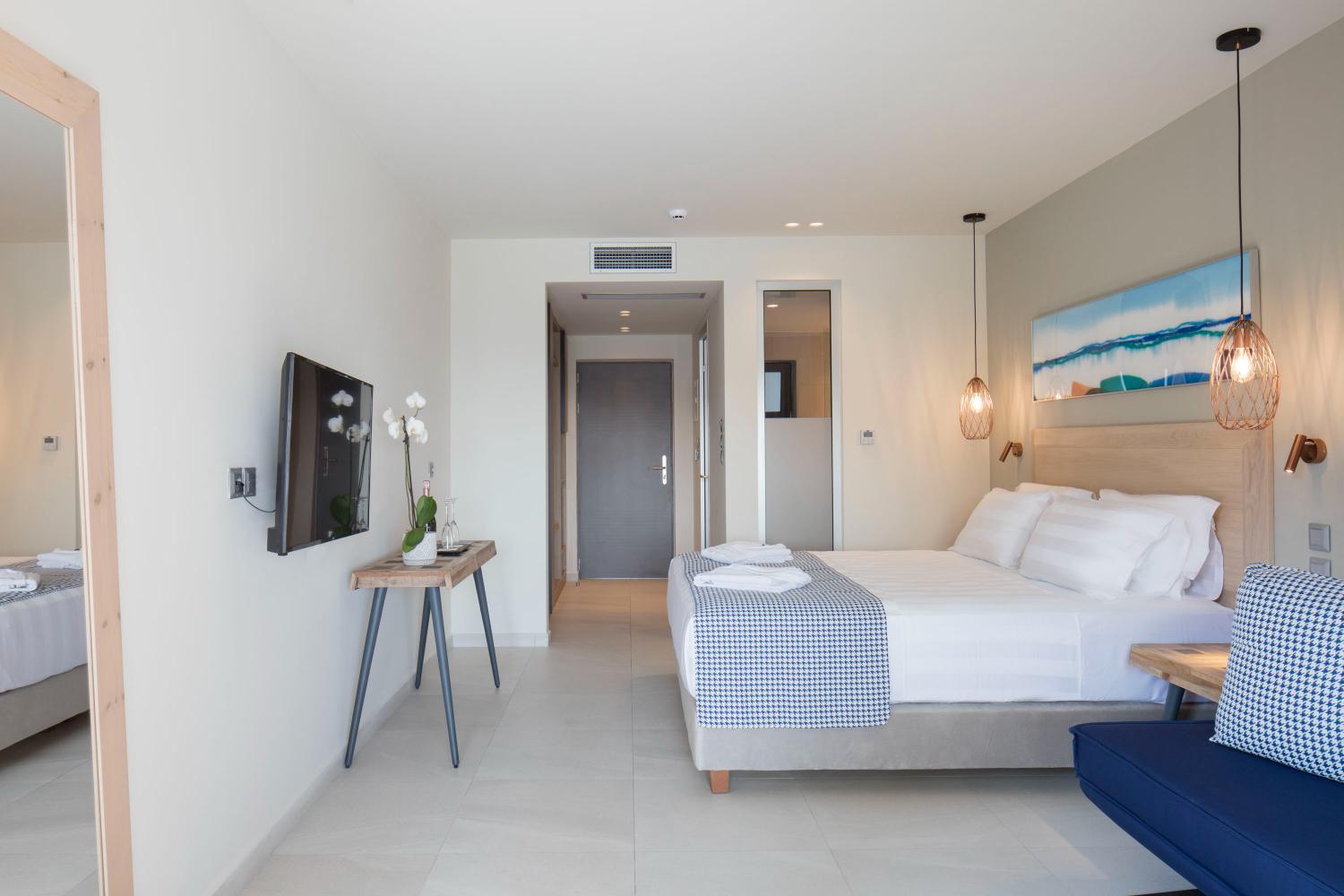 Amira Aparthotel Skiathos Town Bagian luar foto
