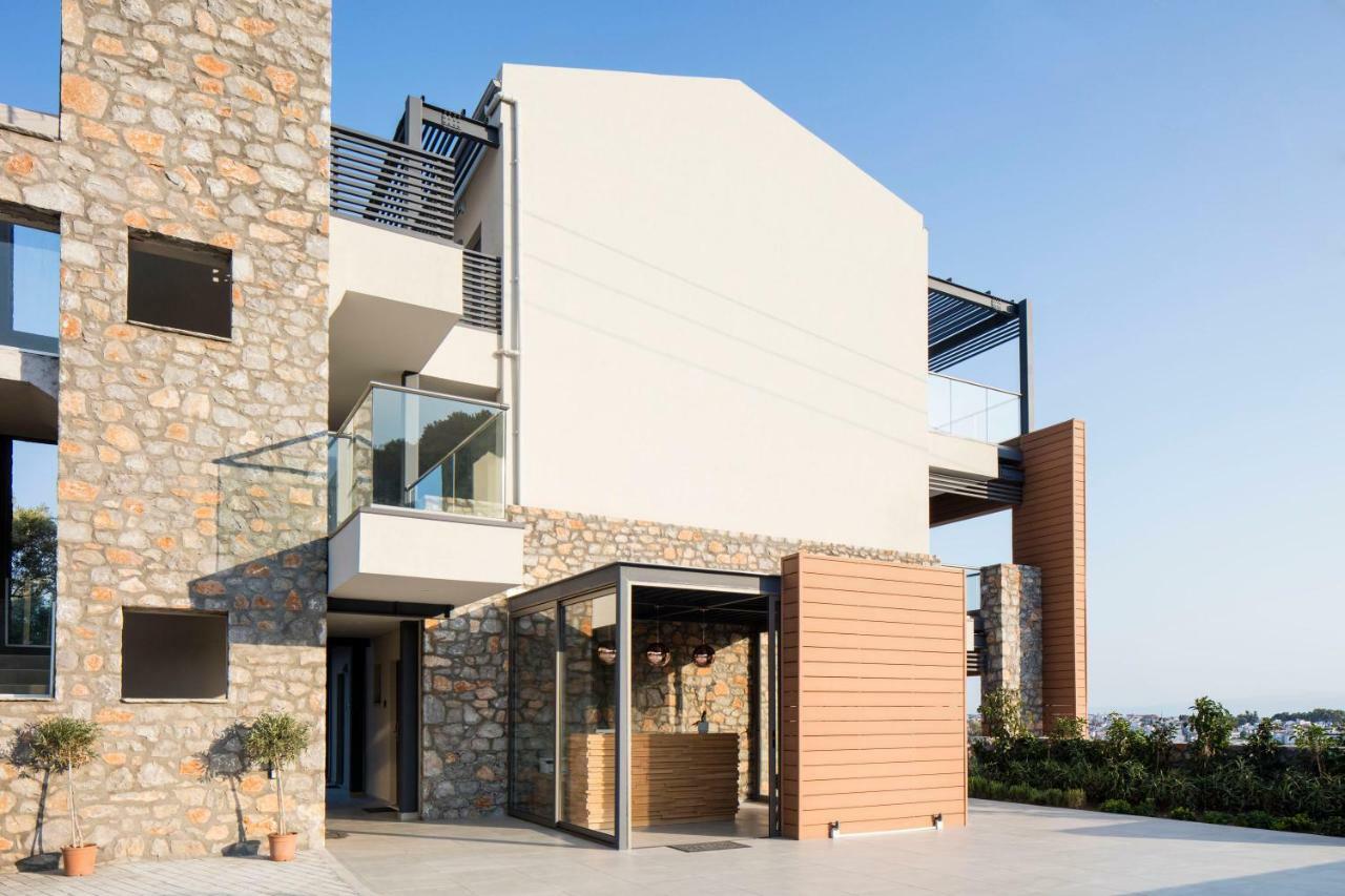 Amira Aparthotel Skiathos Town Bagian luar foto