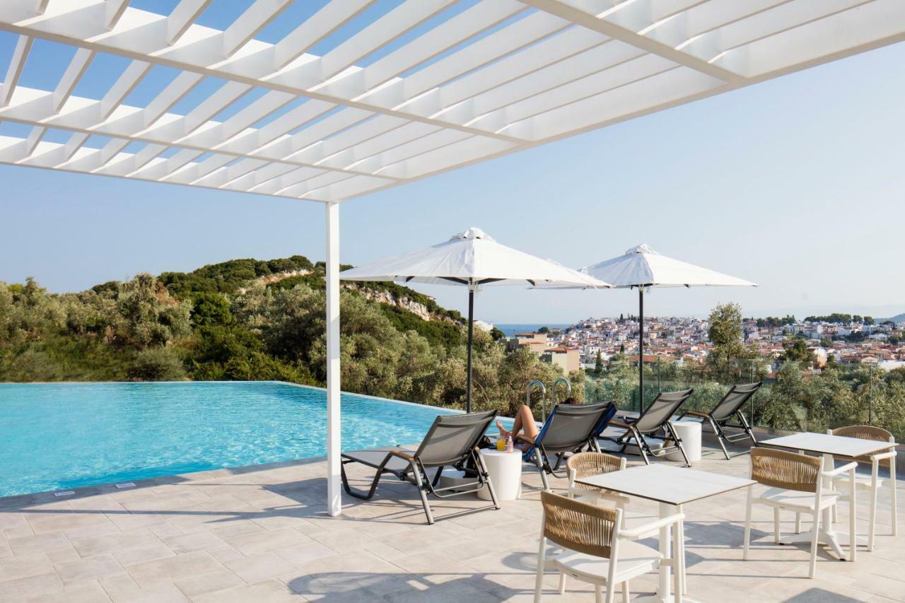 Amira Aparthotel Skiathos Town Bagian luar foto